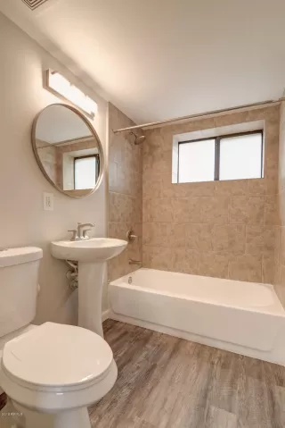 Photo #4: 6097257 Listing