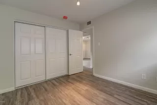 Photo #6: 6097257 Listing