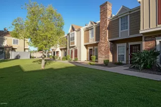 Photo #5: 6097419 Listing