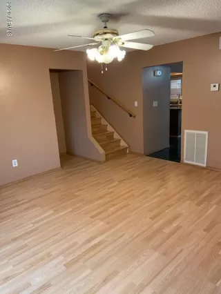 Photo #5: 6097582 Listing