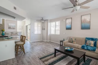 Photo #3: 6097748 Listing