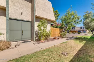 Photo #2: 6097935 Listing