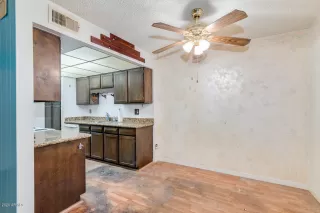 Photo #5: 6097935 Listing