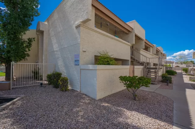 MLS: 6098026 Condo For Sale