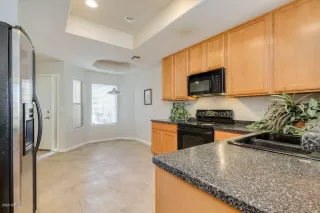 Photo #6: 6098044 Listing