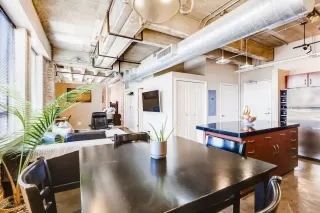 Photo #3: 6098126 Listing