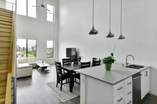 Photo #2: 6098134 Listing 