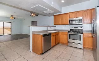 Photo #5: 6098147 Listing 