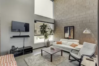 Photo #2: 6098273 Listing