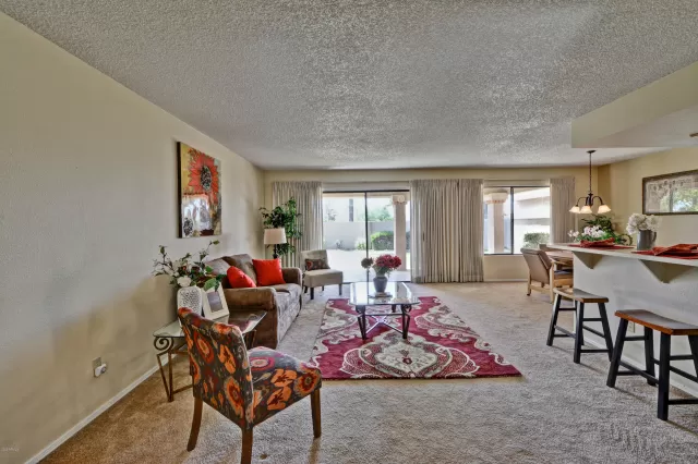 MLS: 6098290 Condo For Sale