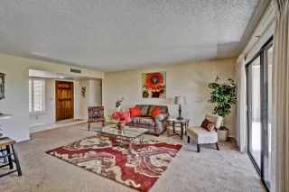 Photo #1: 6098290 Listing 