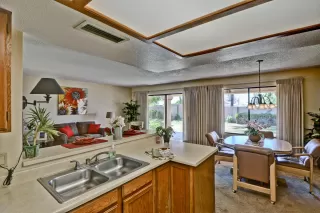 Photo #4: 6098290 Listing 