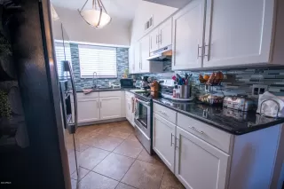 Photo #2: 6098418 Listing