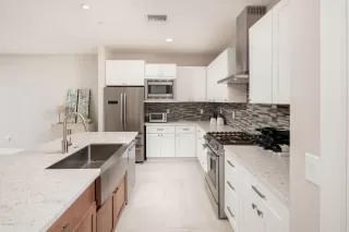 Photo #3: 6098531 Listing 