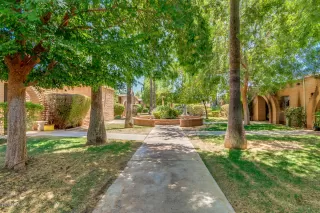 Photo #2: 6098596 Listing