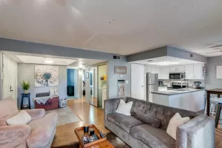 Photo #3: 6098754 Listing