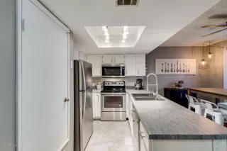 Photo #5: 6098754 Listing