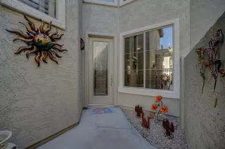 Photo #2: 6098814 Listing