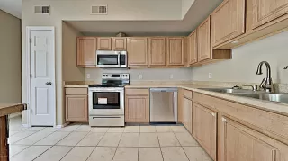 Photo #3: 6099242 Listing