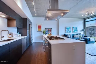 Photo #5: 6099338 Listing 