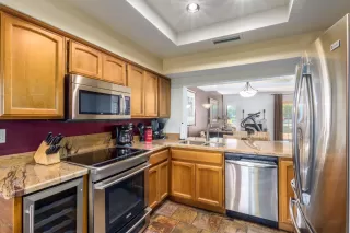 Photo #2: 6099599 Listing