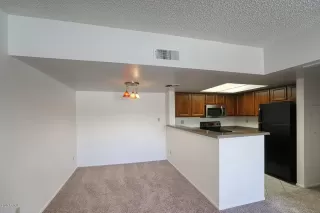 Photo #4: 6099846 Listing 