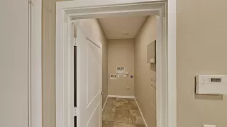 Photo #6: 6099887 Listing