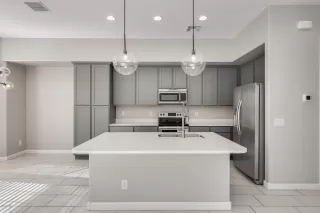 Photo #1: 6099911 Listing