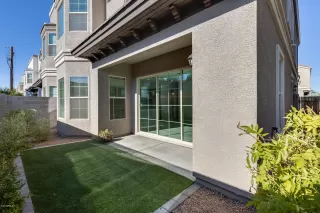 Photo #4: 6099911 Listing