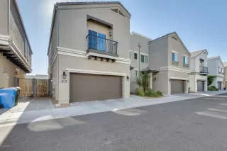 Photo #5: 6099911 Listing