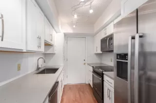 Photo #5: 6100306 Listing