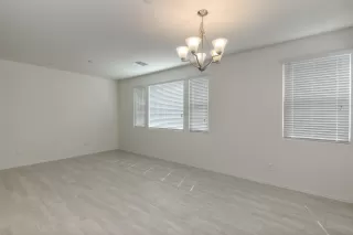 Photo #2: 6100535 Listing