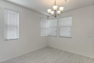 Photo #4: 6100535 Listing