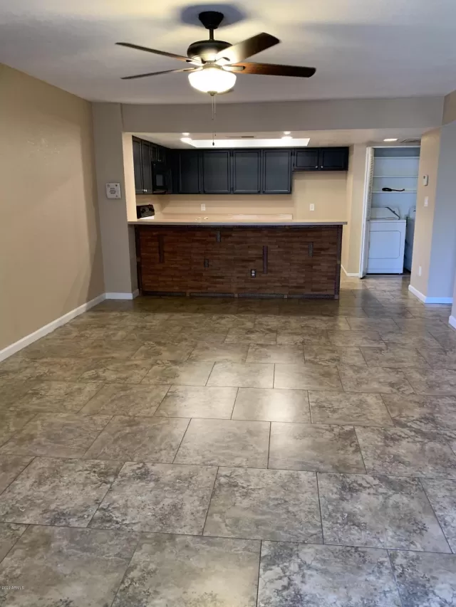 MLS: 6100573 Condo For Sale