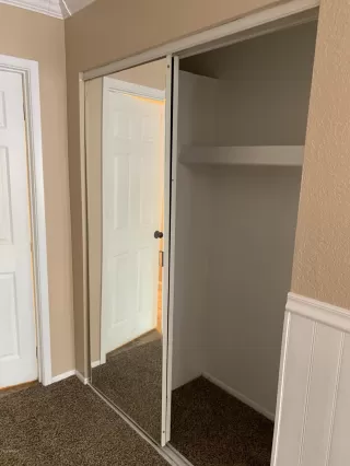 Photo #5: 6100573 Listing