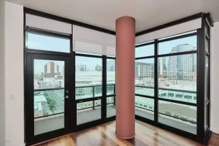 Photo #5: 6100727 Listing