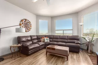 Photo #1: 6100838 Listing