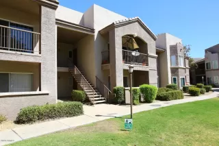 Photo #2: 6100869 Listing