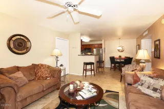 Photo #6: 6100869 Listing