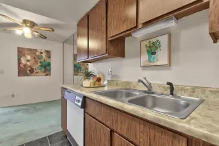 Photo #6: 6100876 Listing 