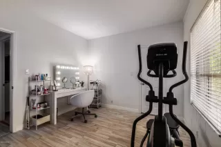 Photo #5: 6100912 Listing 