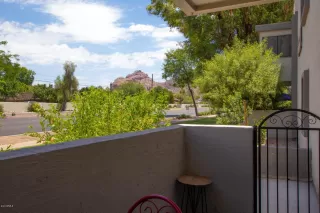 Photo #6: 6100912 Listing 