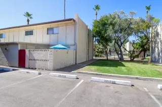 Photo #2: 6101028 Listing 