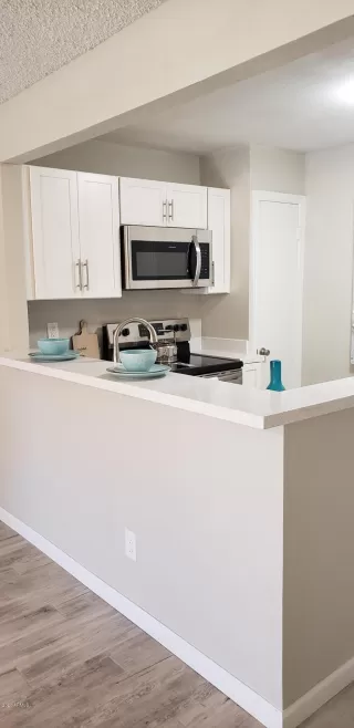 Photo #5: 6101067 Listing