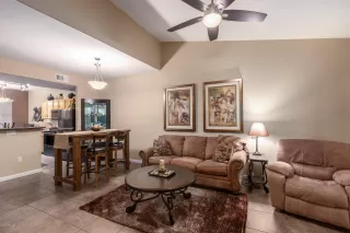 Photo #2: 6101112 Listing