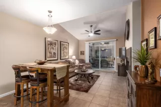 Photo #3: 6101112 Listing