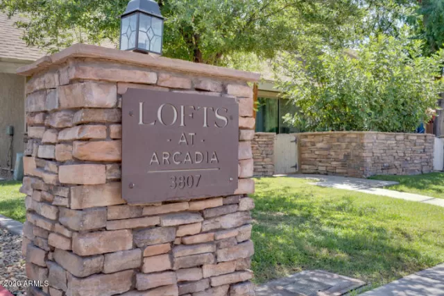 MLS: 6101207 Condo For Sale