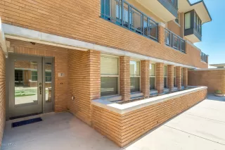 Photo #2: 6101241 Listing 