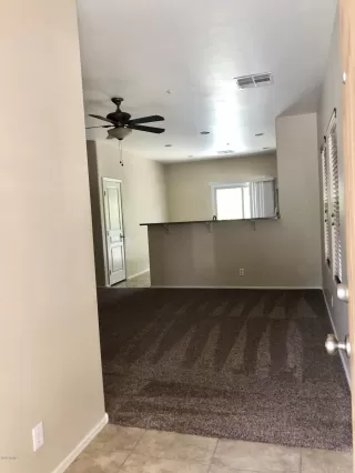 Photo #6: 6101362 Listing