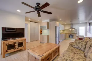 Photo #2: 6101408 Listing